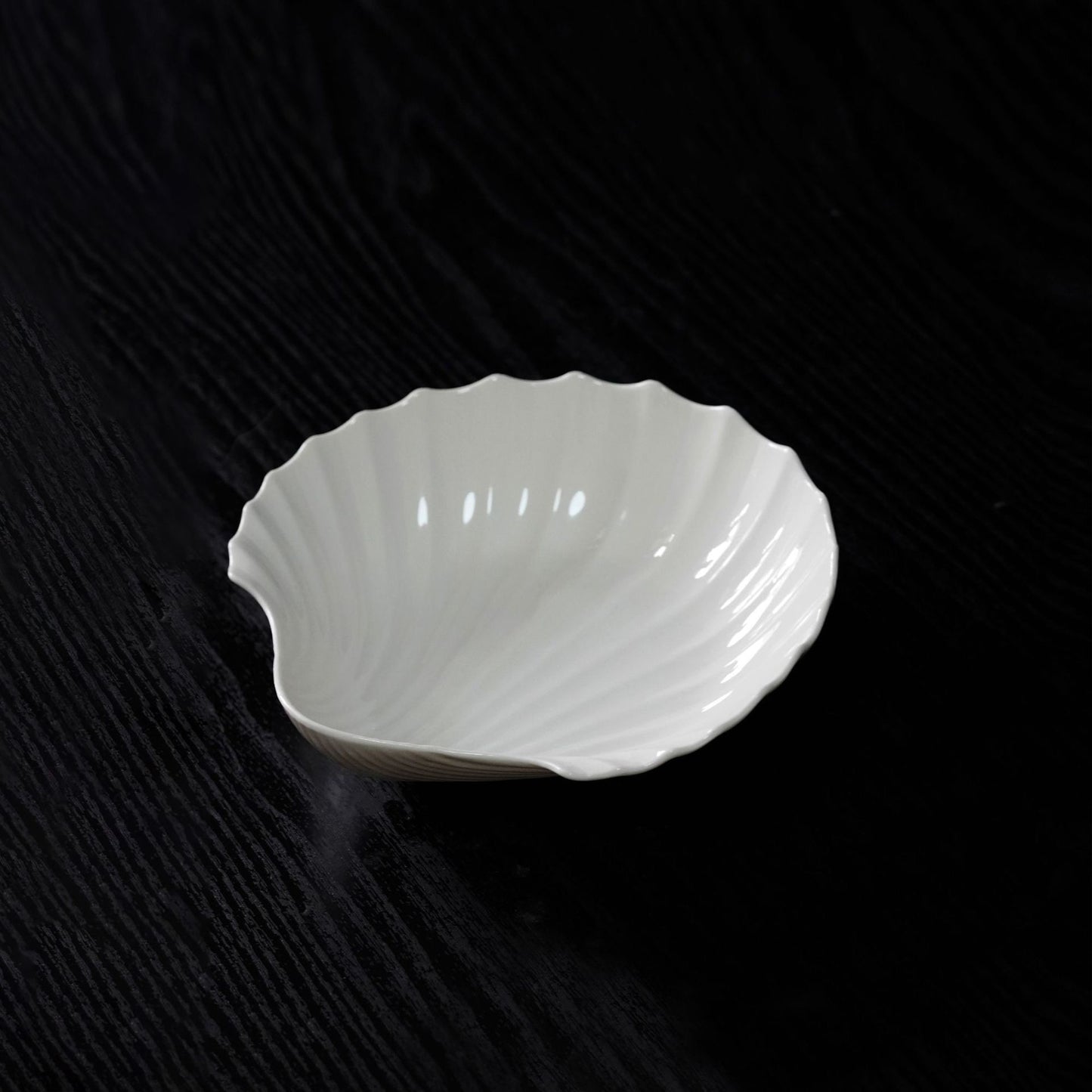‘Coco’ Ceramic Shell Plate